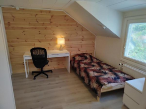 Private room with Kitchen, 15min To Helsinki city center by train in Helsinki